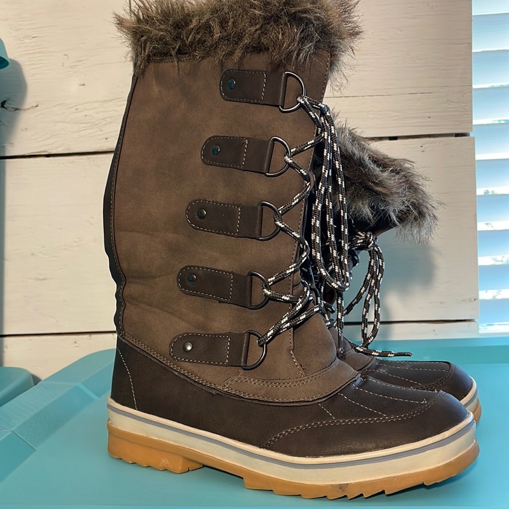 Army green winter faux fur boots